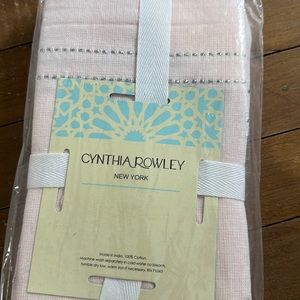 100% cotton napkins Cynthia Rowley 4pcs set 20” x 20”pink blush Chambray silver